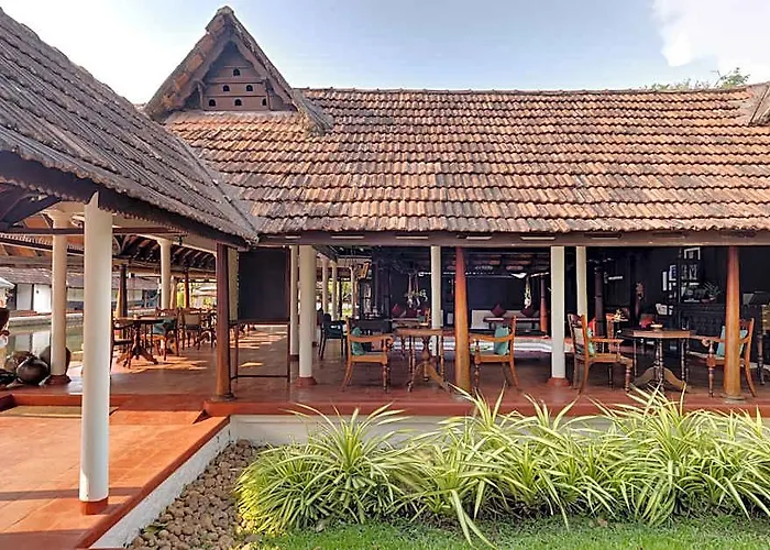 Coconut Lagoon Kumarakom- A Cgh Earth Experience